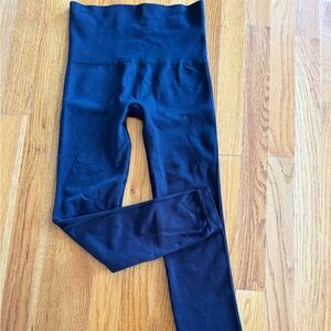 Spanks Black leggings M EUC